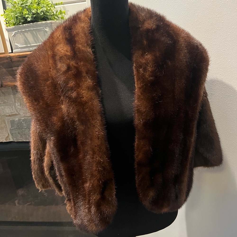 Vintage Tan Fur Stole by Hoppers Fur St. Louis